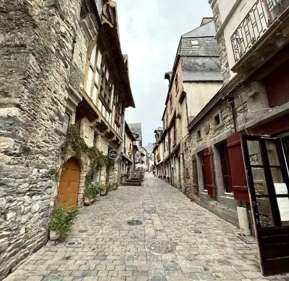 スーペリアースイート, Les Suites De La Tour D Embas