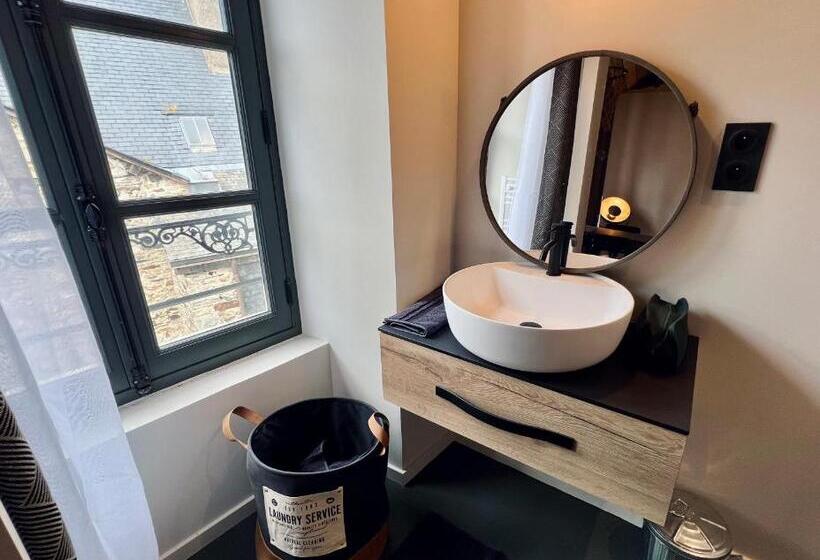 סוויטת סופריור, Les Suites De La Tour D Embas