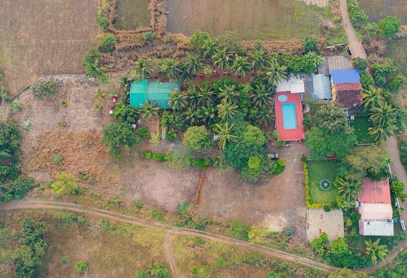 ３ベッドルームスタンダードバンガロー, Prajakta Rest House