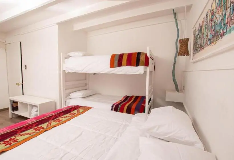 اتاق کلاسیک چهارنفره, Hostal Copart