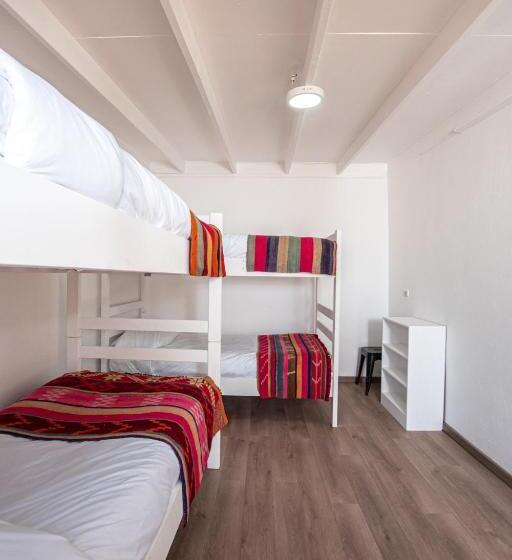 سرير فى غرفة مشتركه, Hostal Copart