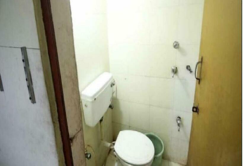 اتاق اکونومی, New Agra Guest House By Wb Inn