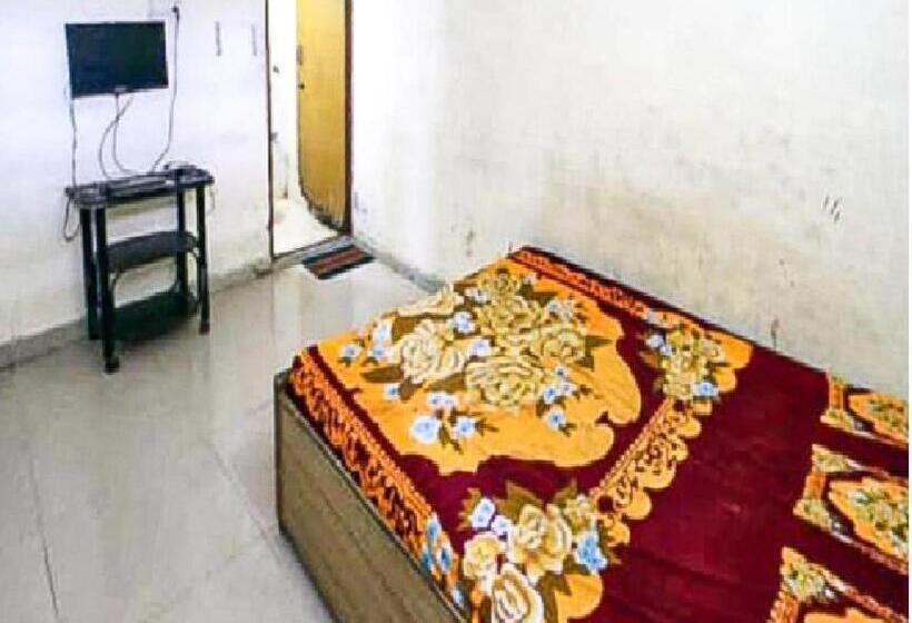 اتاق لوکس, New Agra Guest House By Wb Inn