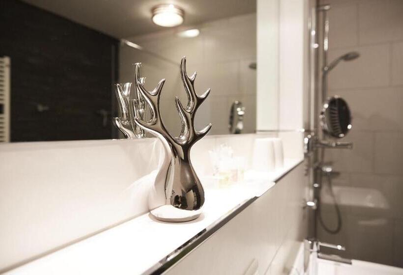 스위트, Aparthotel Bernstein