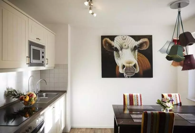 スイート, Aparthotel Bernstein