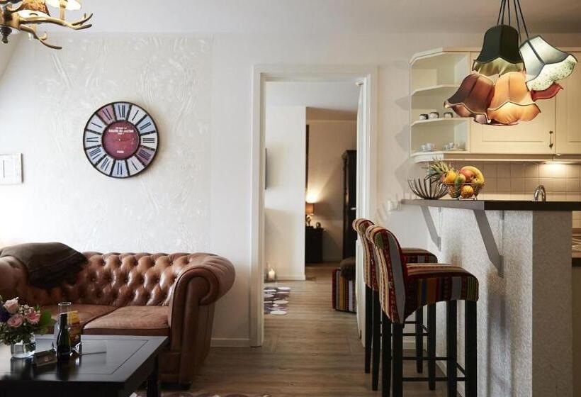 패밀리 스위트, Aparthotel Bernstein