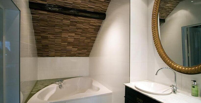 Suit Deluxe, Boutique Hotel Bonjour