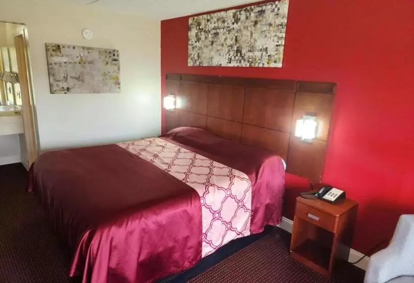 キングサイズベッドのスタンダードルーム, American Inn Chesapeake  Portsmouth
