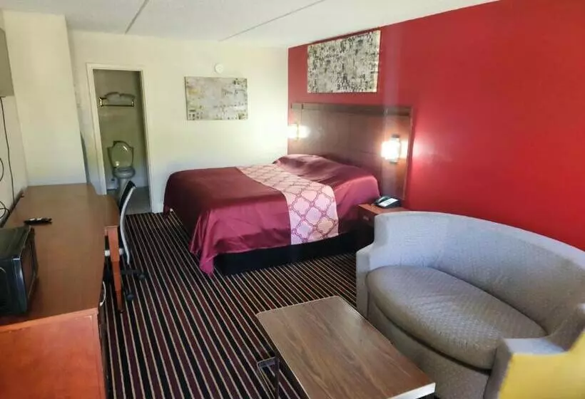キングサイズベッドのスタンダードルーム, American Inn Chesapeake  Portsmouth