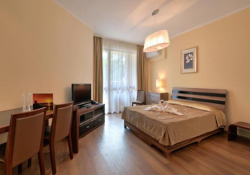 Студия Стандарт, Apart Hotel Golden Line