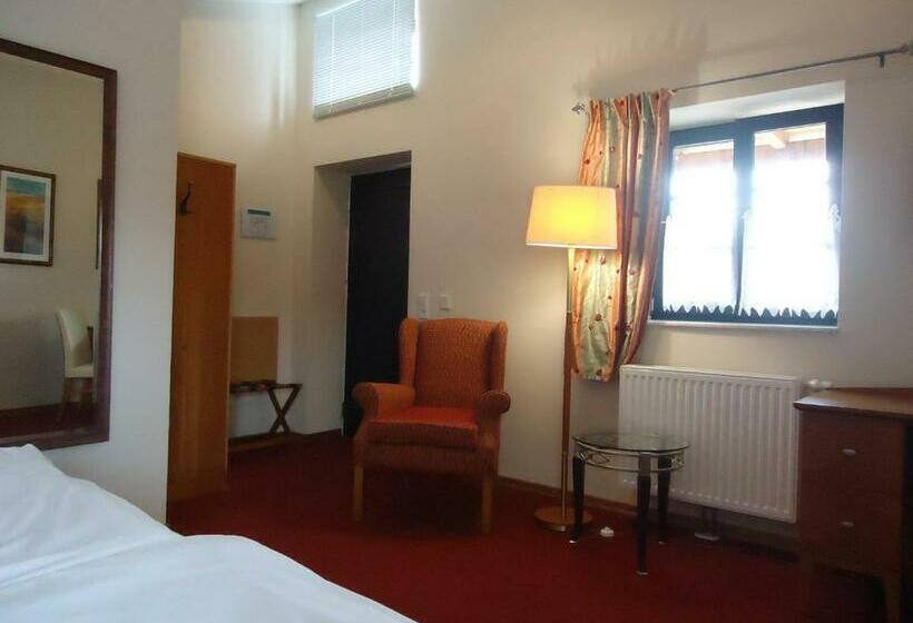 غرفة قياسية فردية, Und Restaurant Haus Sajons