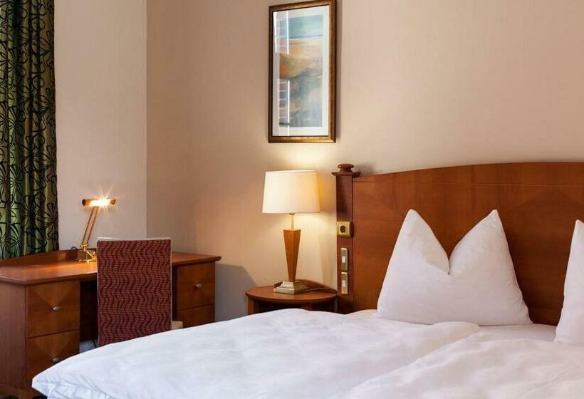 غرفة قياسية فردية, Und Restaurant Haus Sajons