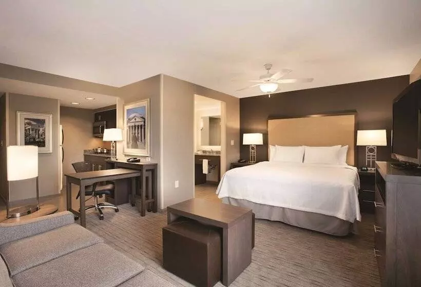 身障者適用スイートルーム, Homewood Suites By Hilton Charlottesville, Va