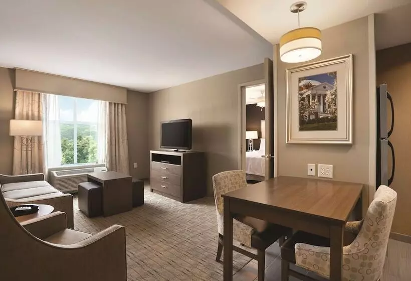 身障者適用スイートルーム, Homewood Suites By Hilton Charlottesville, Va