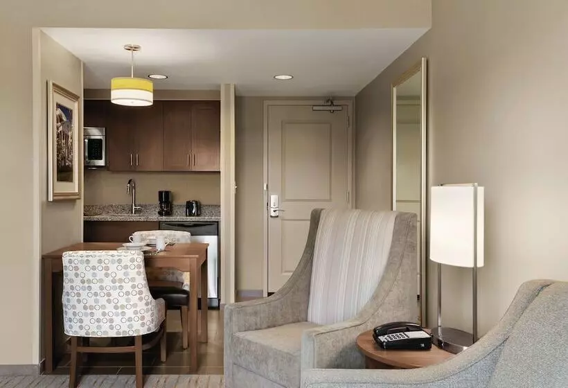 身障者適用スイートルーム, Homewood Suites By Hilton Charlottesville, Va