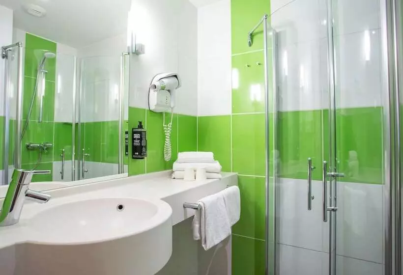 Camera Prestige, Ibis Styles Bourges