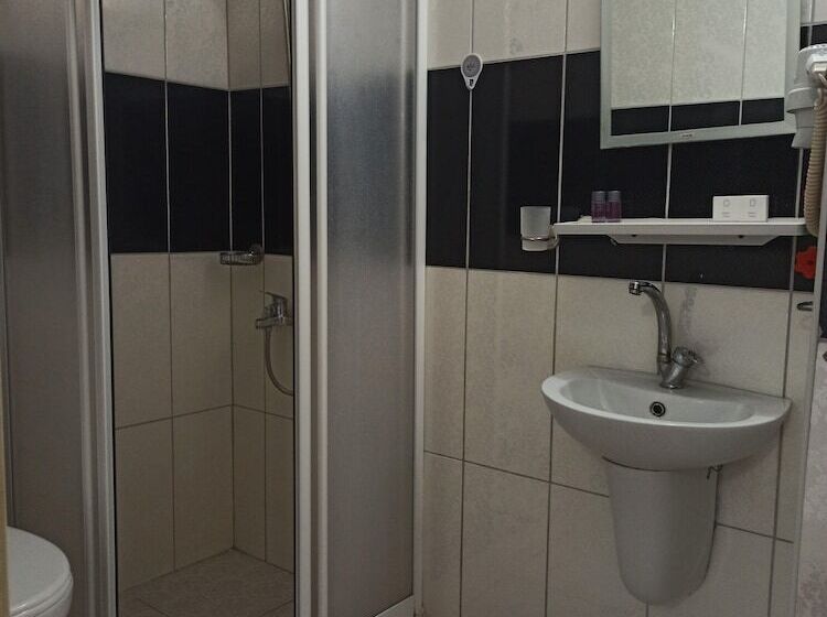 اتاق استاندارد یک نفره, Konak Hotel Kaleiçi