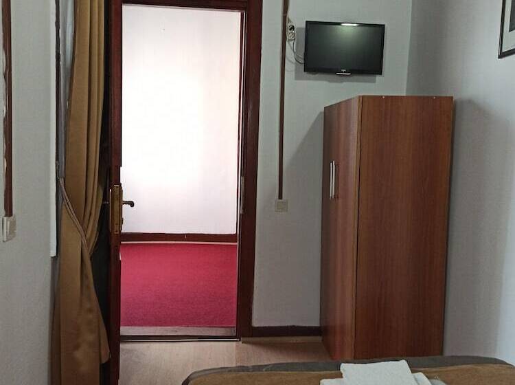 اتاق استاندارد یک نفره, Konak Hotel Kaleiçi