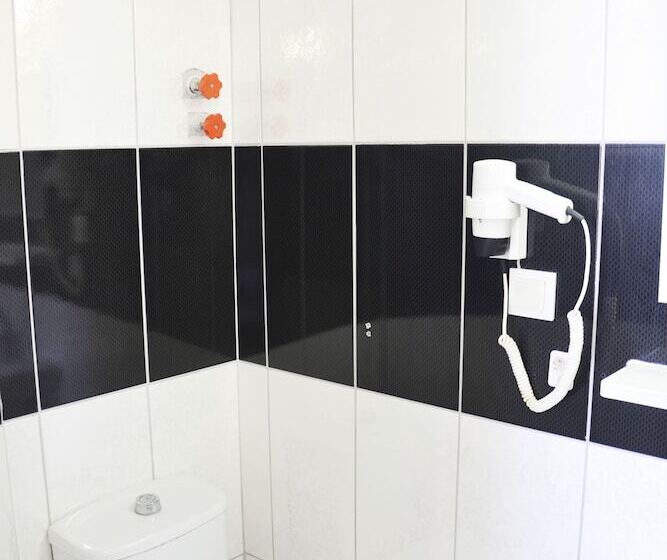 اتاق استاندارد یک نفره, Konak Hotel Kaleiçi