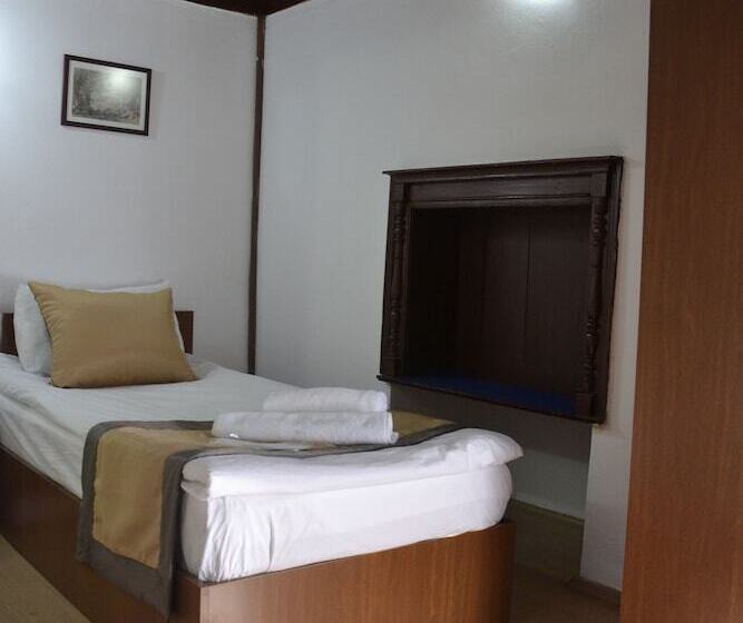 اتاق استاندارد یک نفره, Konak Hotel Kaleiçi