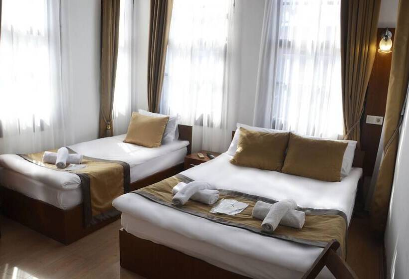 اتاق استاندارد سه نفره, Konak Hotel Kaleiçi