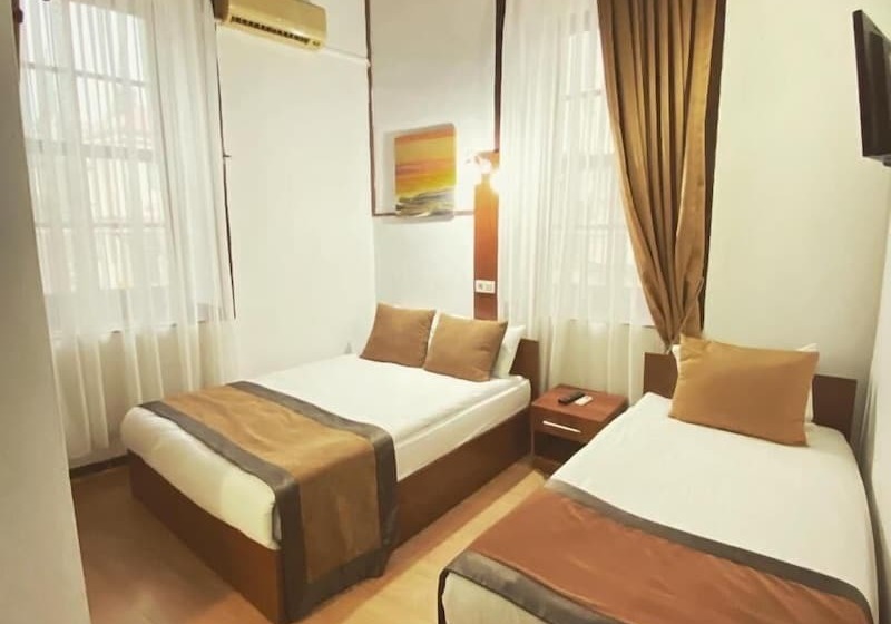 اتاق استاندارد سه نفره, Konak Hotel Kaleiçi