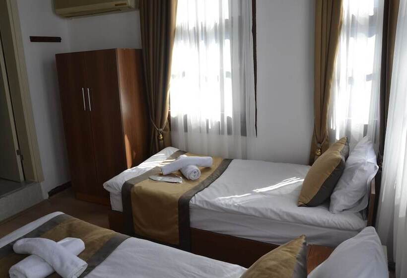 اتاق استاندارد سه نفره, Konak Hotel Kaleiçi