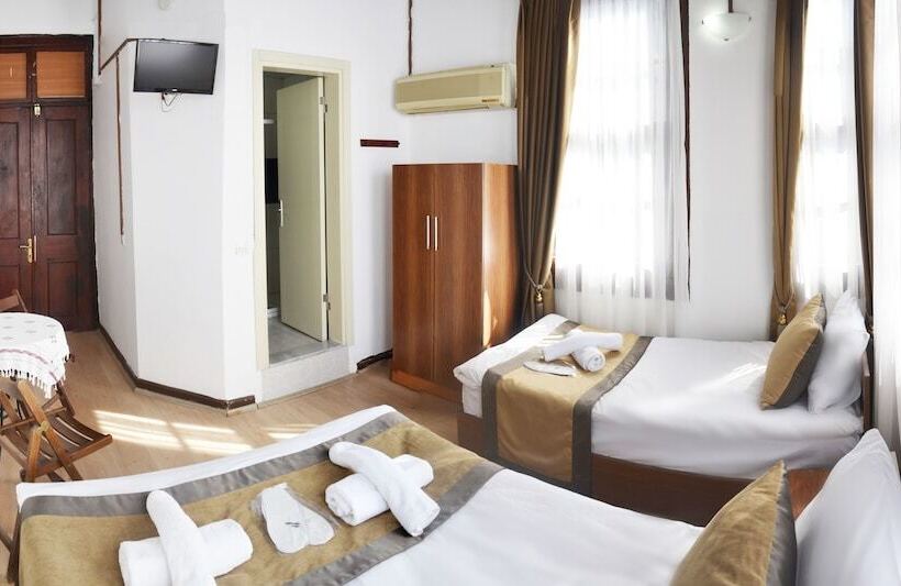 اتاق استاندارد سه نفره, Konak Hotel Kaleiçi