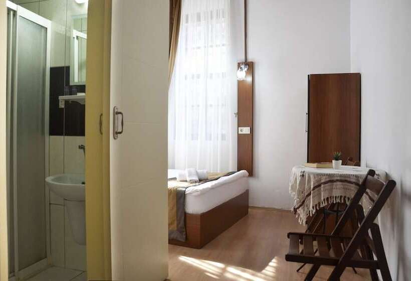 اتاق استاندارد در طبقه همکف, Konak Hotel Kaleiçi