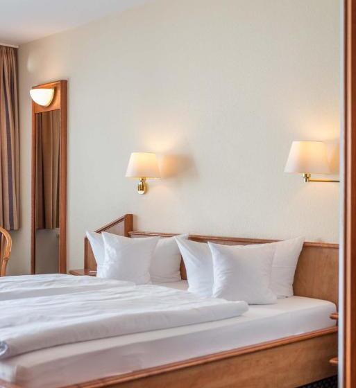 标准房带园景, Markgraf