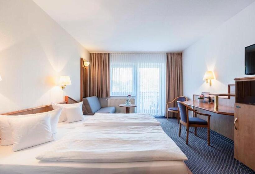 Номер Стандарт Вид на Сад, Markgraf