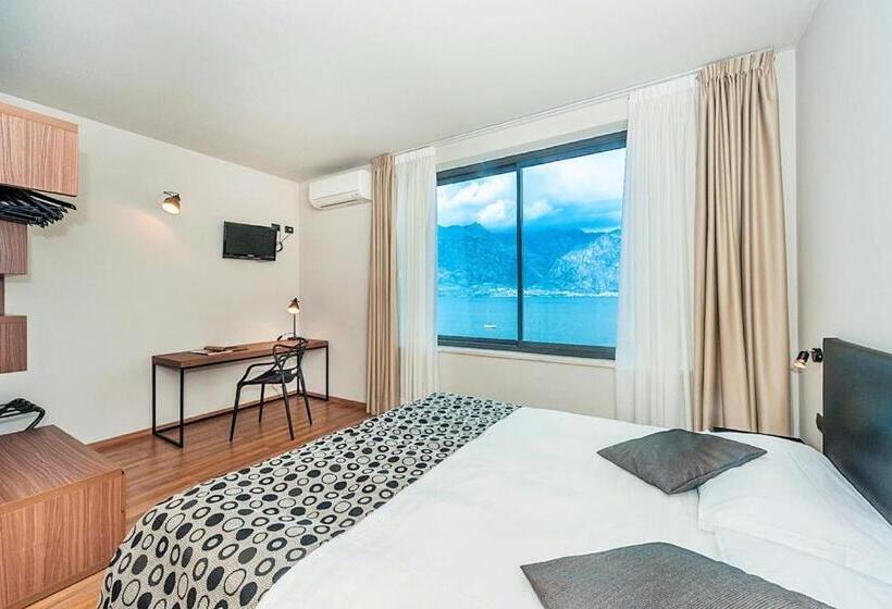 اتاق راحتی, Piccolo