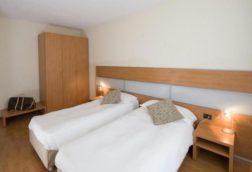 اتاق استاندارد, Piccolo