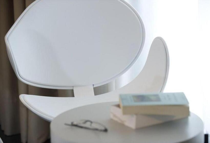 سوییت جونیور, Piccolo