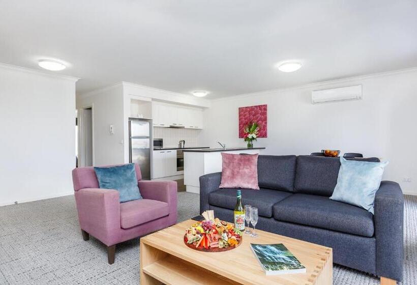 דירת שני חדרים, Quest Sale