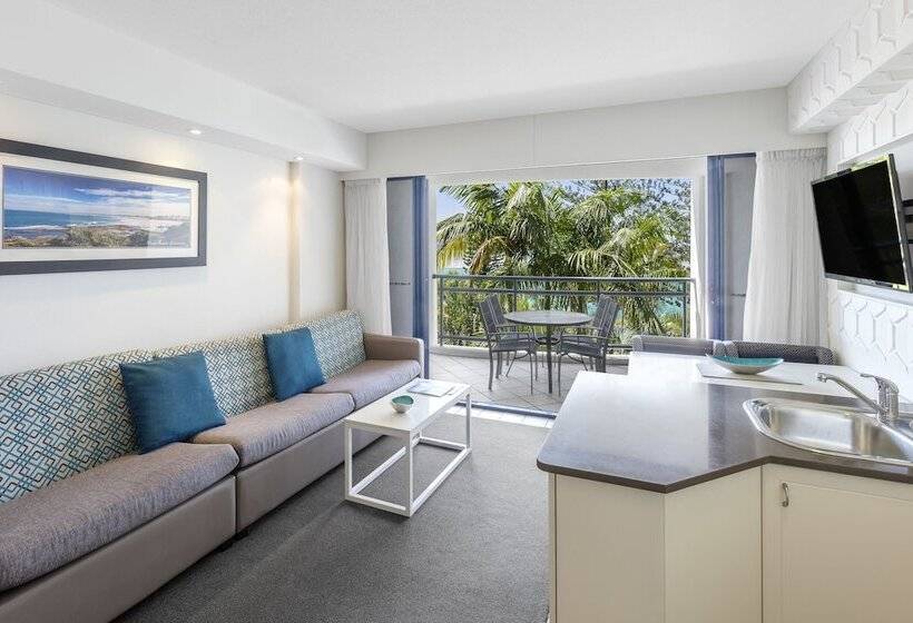 Апартаменты Deluxe 2 Спальни Вид на Море, Ramada Resort By Wyndham Golden Beach