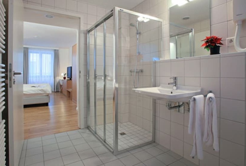 اتاق استاندارد, Simoncini