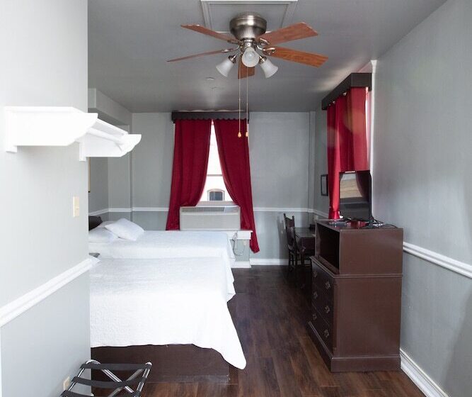 اتاق لوکس, The Rialto