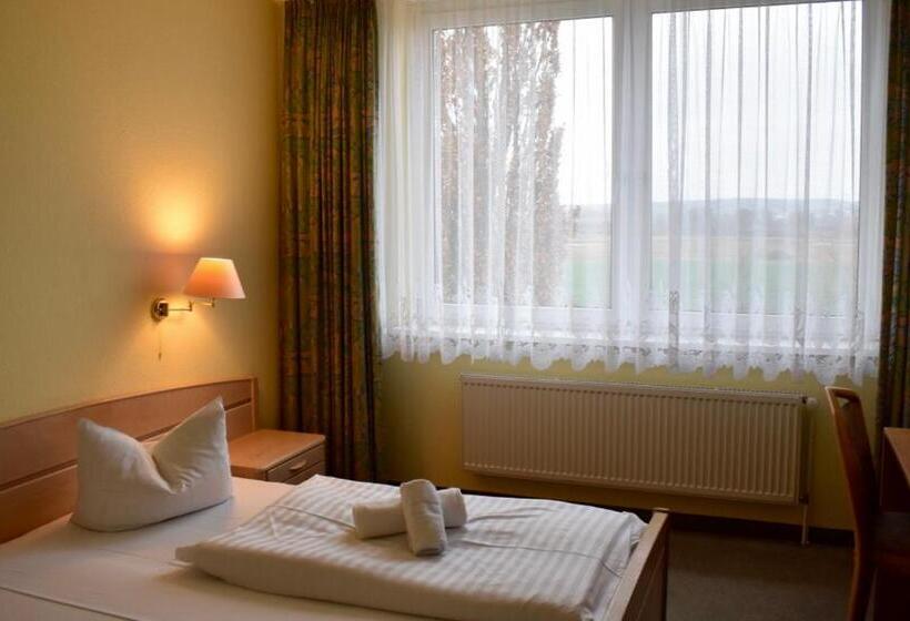 חדר סטנדרט, Trebeltal