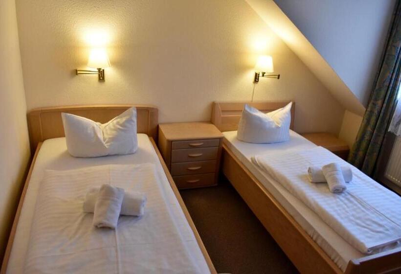 חדר אקונומי, Trebeltal