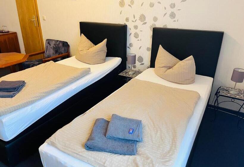 스탠다드 룸, Wald