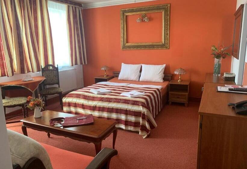 اتاق لوکس با بالکن, White House