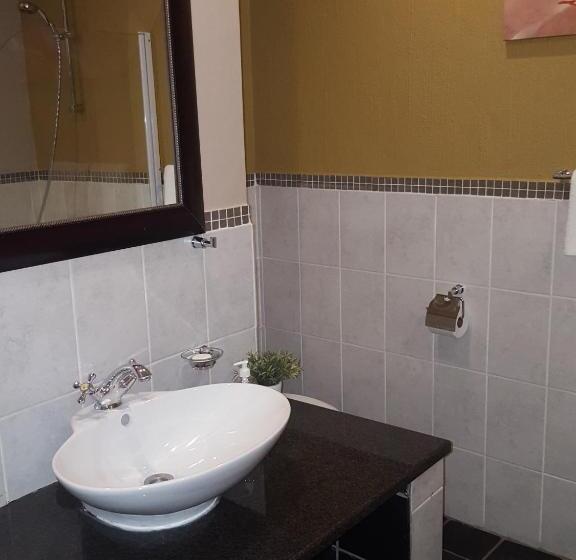 キングサイズベッドのスタンダードルーム, Grace Place Bnb Pretoria