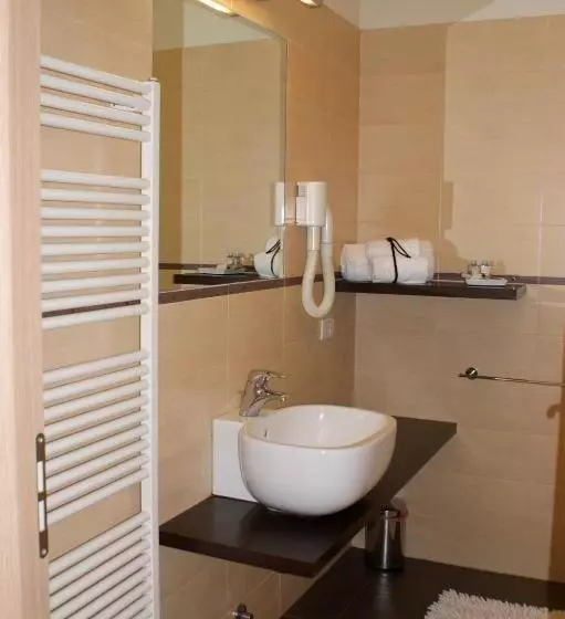 استودیوی استاندارد, Residence Belmare