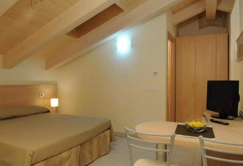 استودیوی استاندارد, Residence Belmare