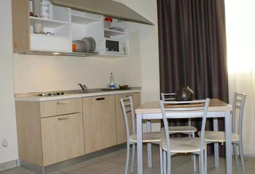 استودیوی استاندارد, Residence Belmare