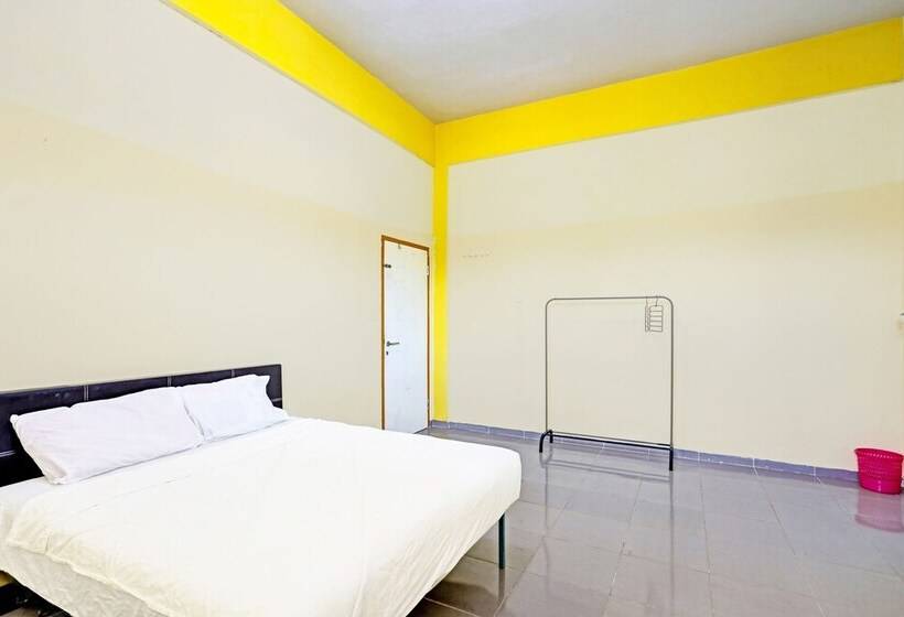 デラックスルーム, Collection O 91499 John Lebron House