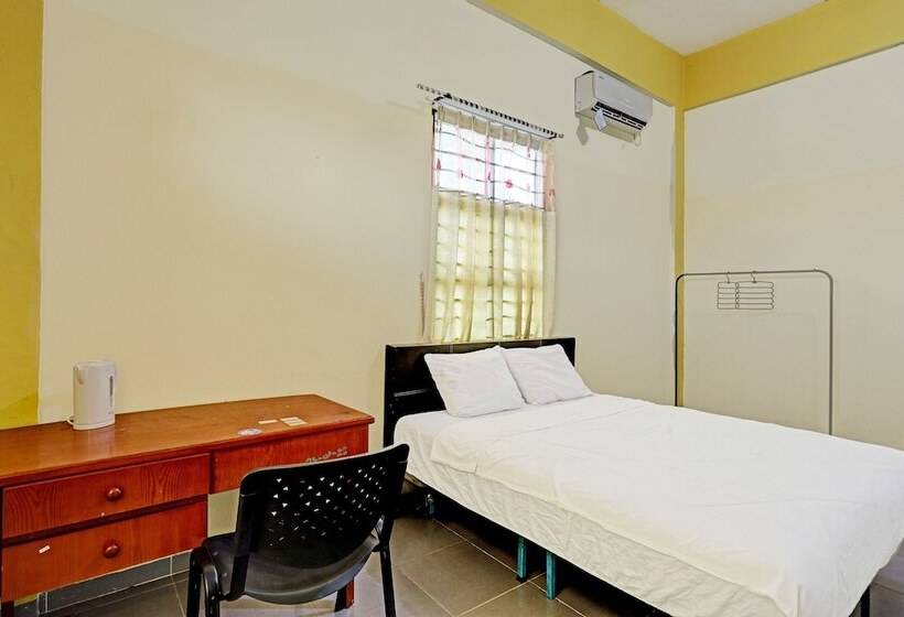 デラックスルーム, Collection O 91499 John Lebron House