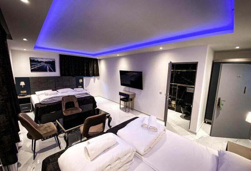 חדר סטנדרט לארבעה, Nring Villa Am Nürburgring