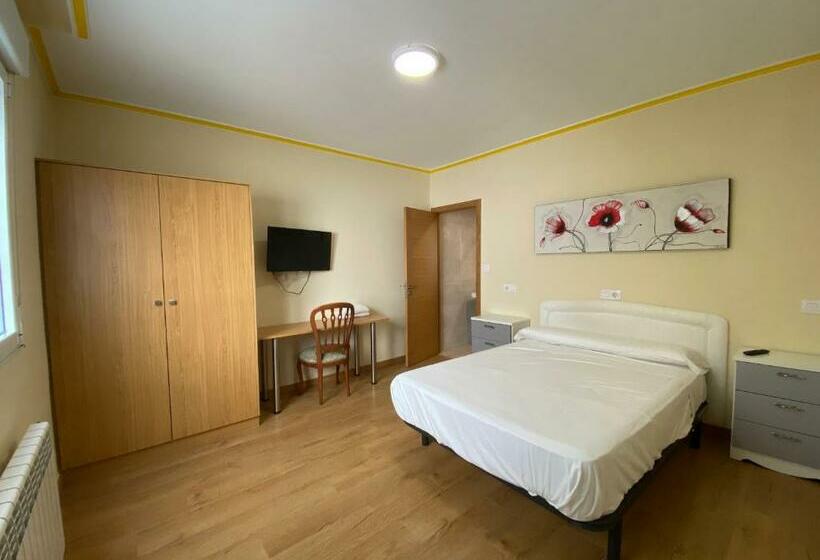 스탠다드 룸, Pensión Santa Clara